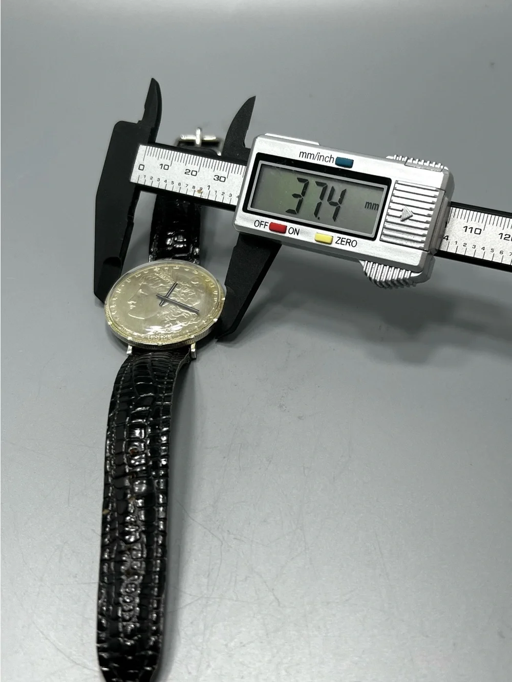 Vintage Le Jour Coin Face Men's Watch with Black Leather Strap